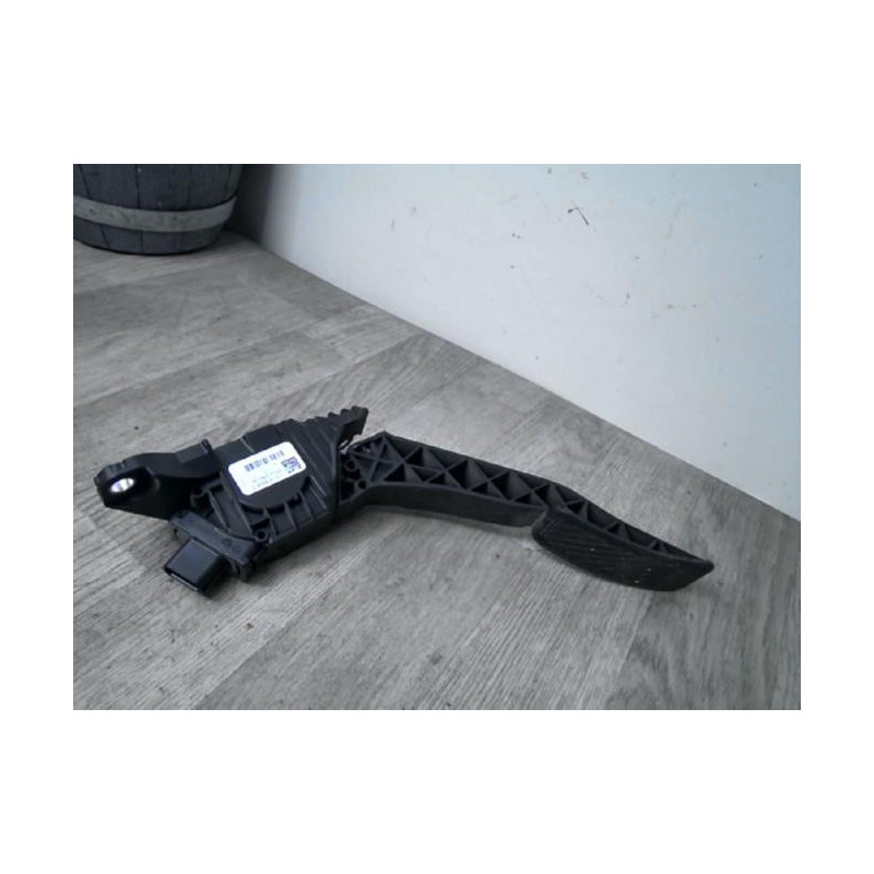 Pedalier d'accelerateur FORD ECOSPORT PHASE 3 d’occasion