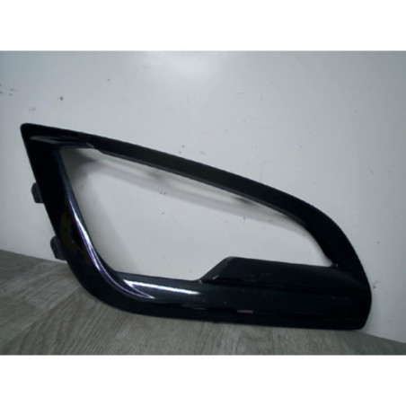 Calandre droite FORD ECOSPORT PHASE 3 d’occasion