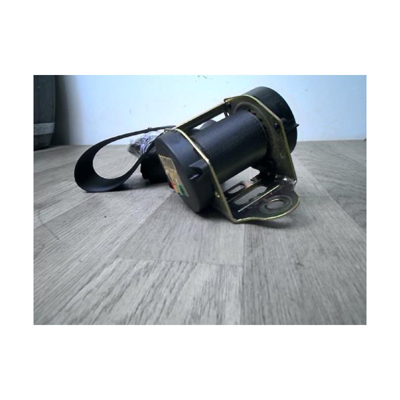 Ceinture arriere gauche MINI MINI 1 R50/R53 PHASE 1 d’occasion