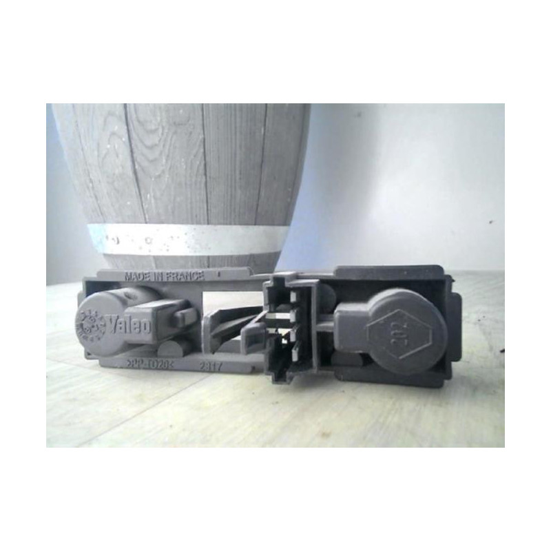 Platine feu arriere gauche RENAULT SAFRANE PHASE 2 d’occasion