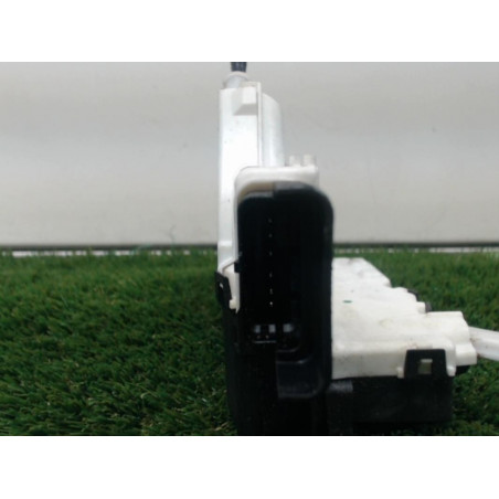 Serrure avant gauche CITROEN C3 II PHASE 1 d’occasion