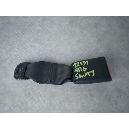 Attache ceinture avant droit SUZUKI SWIFT 3 d’occasion