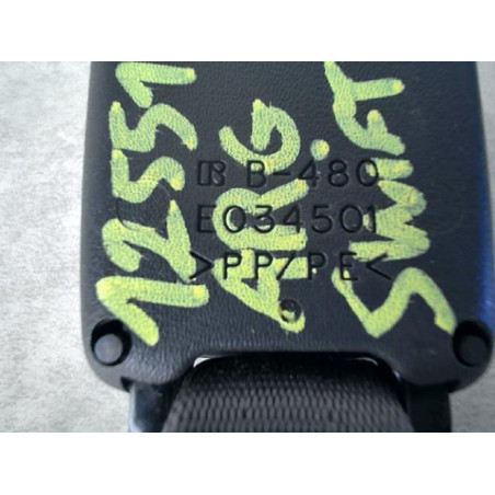 Attache ceinture avant droit SUZUKI SWIFT 3 d’occasion