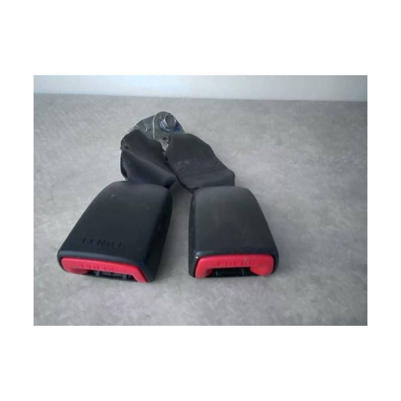 Attache ceinture arriere centrale SUZUKI SWIFT 3 d’occasion