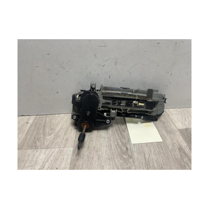 Support poignee porte avant gauche AUDI A3 2 SPORTBACK PHASE 1 d’occasion