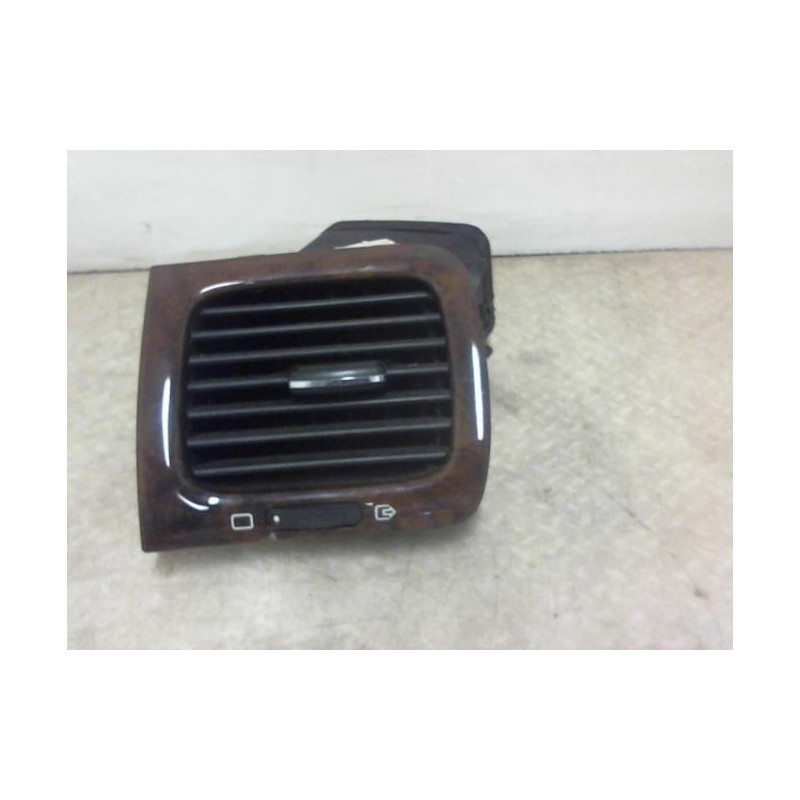 Aerateur tableau de bord avant gauche PEUGEOT 607 PHASE 1 d’occasion