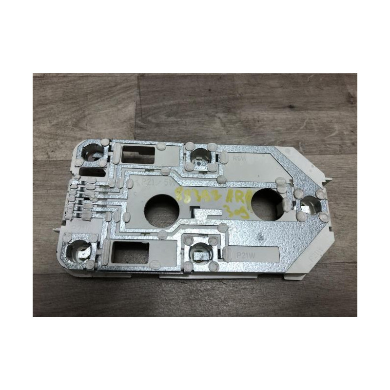 Platine feu arriere gauche PEUGEOT 309 PHASE 2 d’occasion