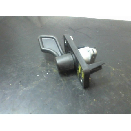 Serrure de porte de coffre droite FIAT FIORINO d’occasion