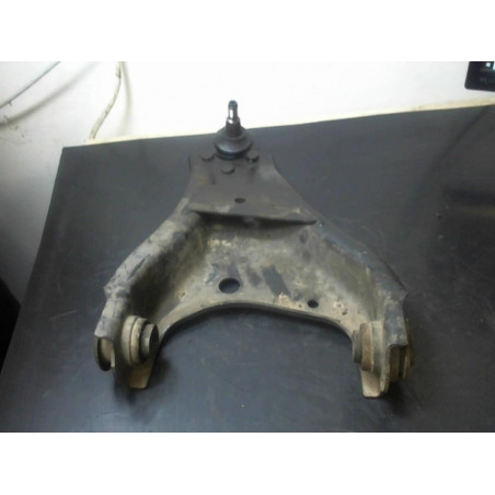 Triangle avant droit DACIA DUSTER PHASE 1 d’occasion