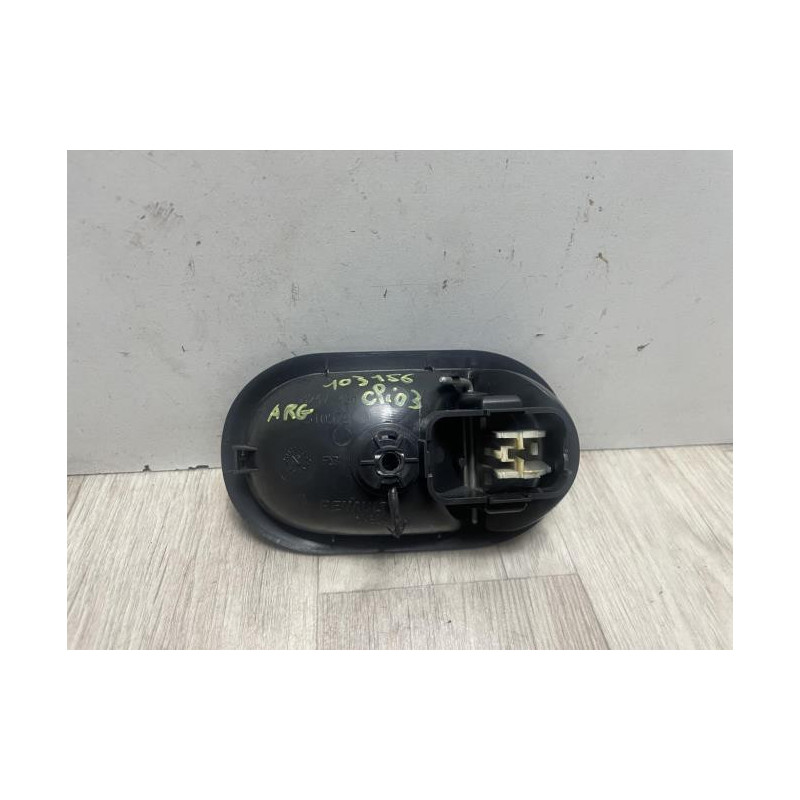 Poignee interieur arriere gauche RENAULT CLIO 3 PHASE 1 d’occasion