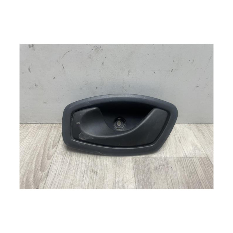 Poignee interieur arriere gauche RENAULT MEGANE 3 PHASE 1 BREAK d’occasion