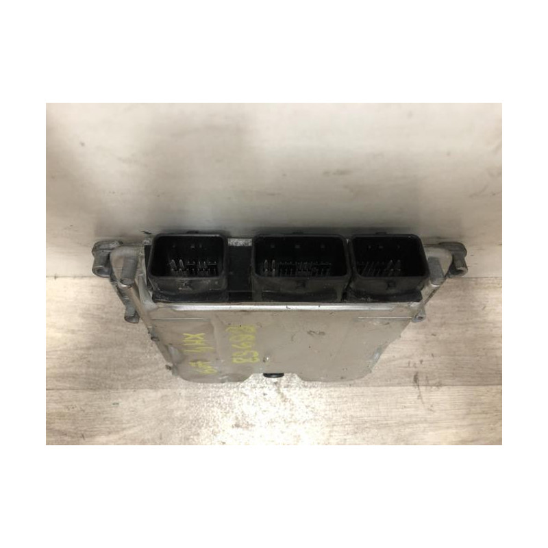 Calculateur moteur PEUGEOT 607 PHASE 1 d’occasion