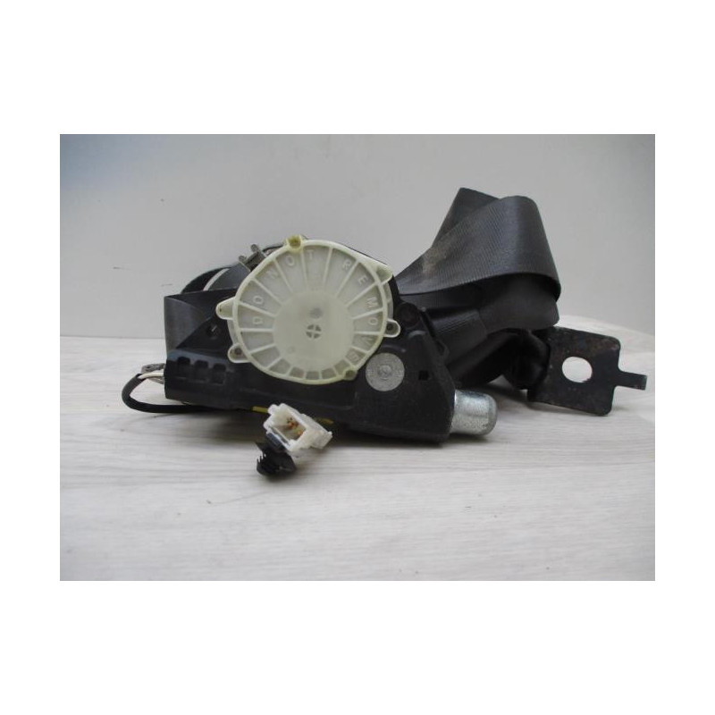 Ceinture arriere droit RENAULT CLIO 3 PHASE 1 d’occasion