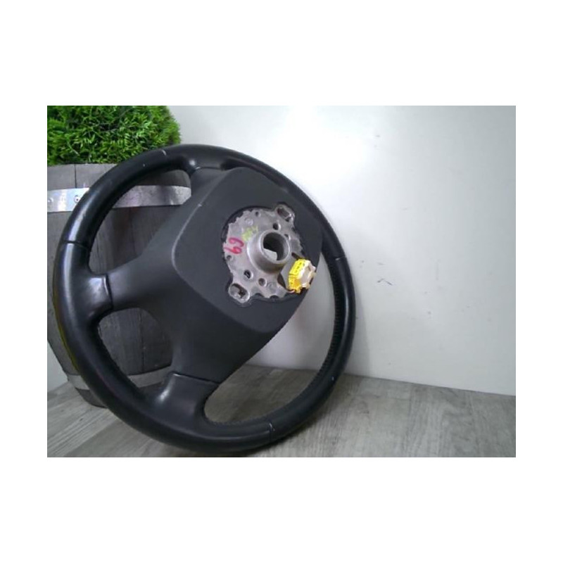 Volant SKODA OCTAVIA 2 PHASE 2 BREAK d’occasion