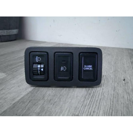 Commande de reglage hauteur de phare SUZUKI SWIFT 3 d’occasion