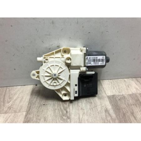 Moteur leve vitre arriere gauche RENAULT MEGANE 3 PHASE 1 BREAK d’occasion
