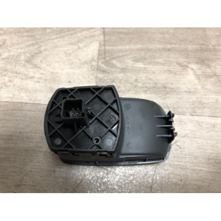 Interrupteur de leve vitre avant droit OPEL CORSA D PHASE 1 d’occasion