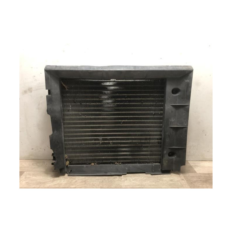 Radiateur eau RENAULT CLIO 2 PHASE 1 d’occasion