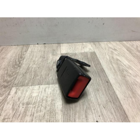 Attache ceinture arriere gauche OPEL CORSA D PHASE 1 d’occasion
