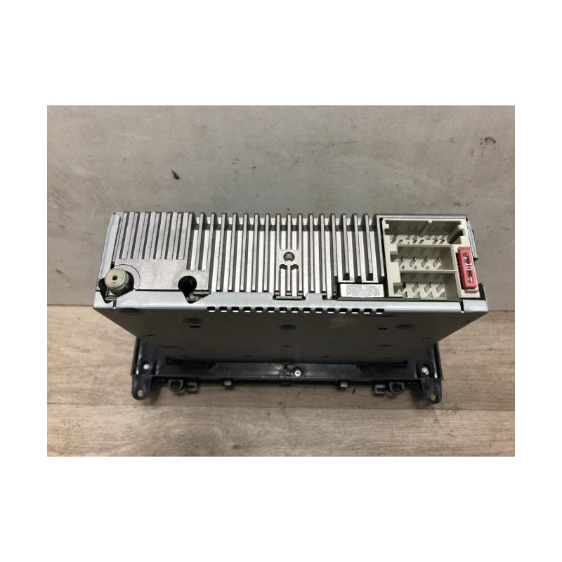 Autoradio d'origine MERCEDES CLASSE B 245 PHASE 1 d’occasion