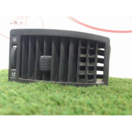 Aerateur tableau de bord avant gauche VOLKSWAGEN POLO IV (9N3) PHASE 2 d’occasion
