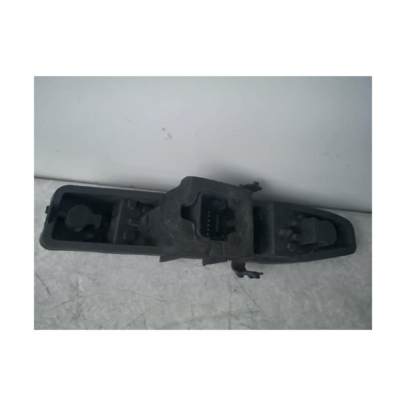 Platine feu arriere droit RENAULT SCENIC 2 PHASE 1 d’occasion