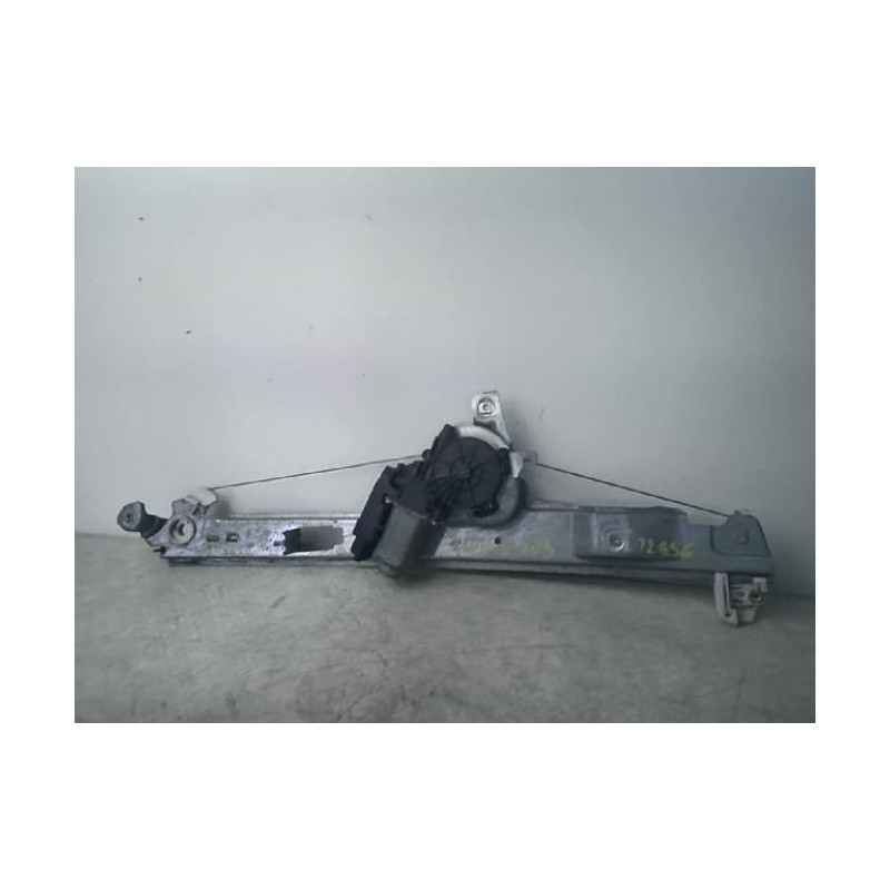 Mecanisme de leve vitre electrique avant droit RENAULT SCENIC 2 PHASE 1 d’occasion