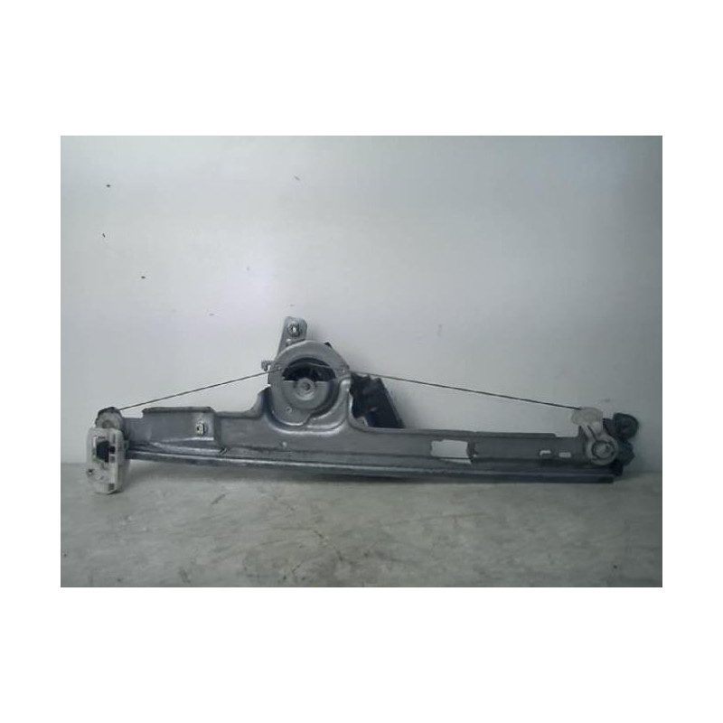 Mecanisme de leve vitre electrique avant droit RENAULT SCENIC 2 PHASE 1 d’occasion