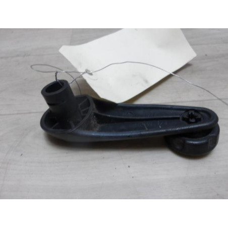 Manivelle de leve vitre TOYOTA COROLLA VERSO 2 PHASE 1 d’occasion