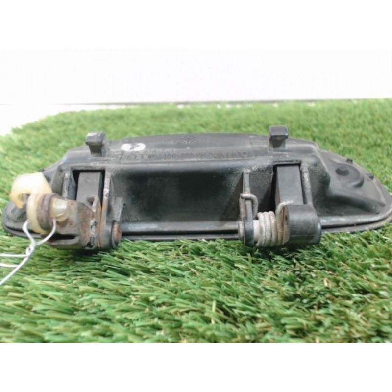 Poignee porte avant droit AUDI A3 (8L) PHASE 2 d’occasion