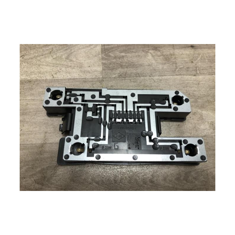 Platine feu arriere gauche RENAULT CLIO 1 PHASE 3 d’occasion