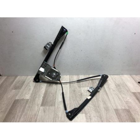 Leve vitre mecanique avant gauche VOLKSWAGEN POLO 3 PHASE 1 d’occasion