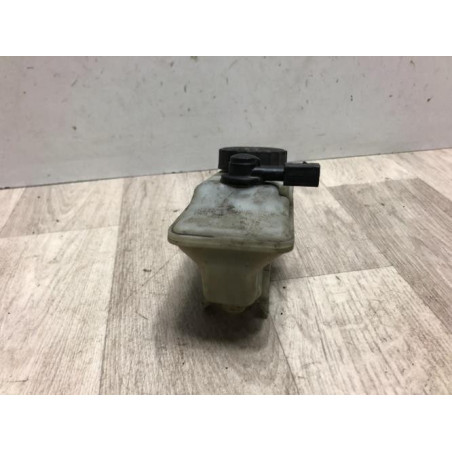 Maitre cylindre (freinage) VOLKSWAGEN POLO 3 PHASE 1 d’occasion
