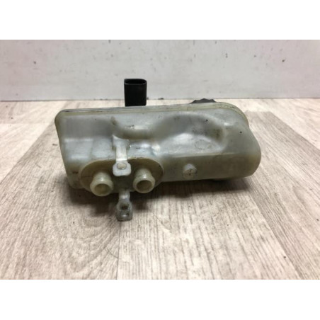 Maitre cylindre (freinage) VOLKSWAGEN POLO 3 PHASE 1 d’occasion