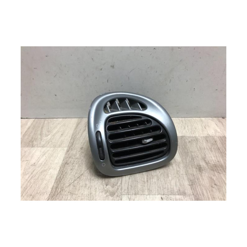 Aerateur tableau de bord avant droit CITROEN XSARA PICASSO PHASE 2 d’occasion