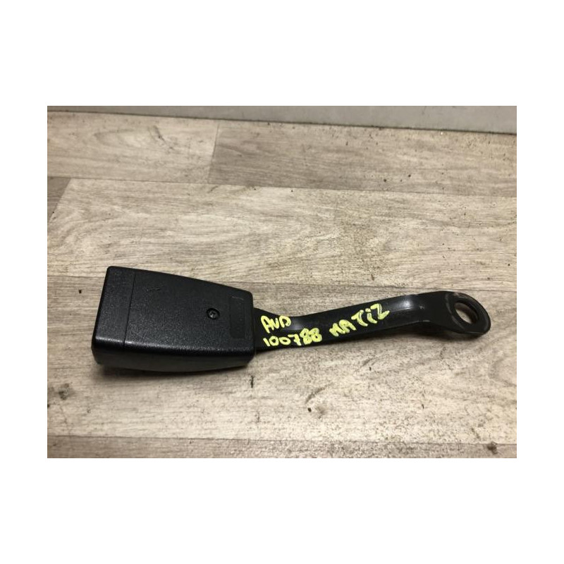 Attache ceinture avant droit CHEVROLET MATIZ 2 d’occasion
