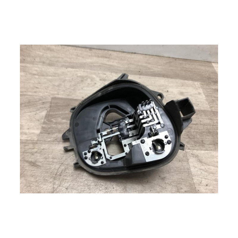 Platine feu arriere gauche PEUGEOT 208 1 PHASE 2 d’occasion