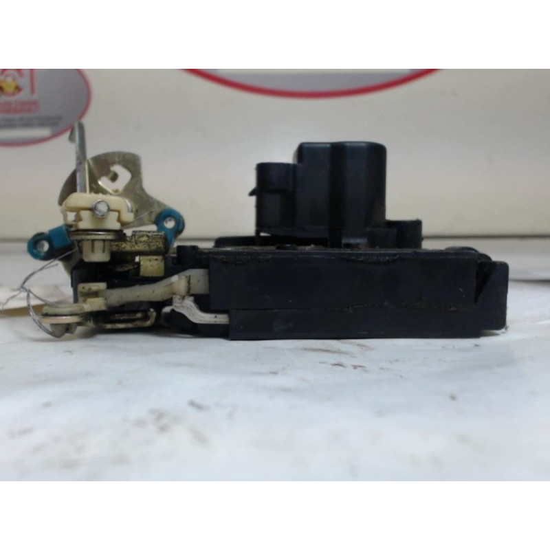 Serrure avant gauche DAEWOO REZZO PHASE 1 d’occasion
