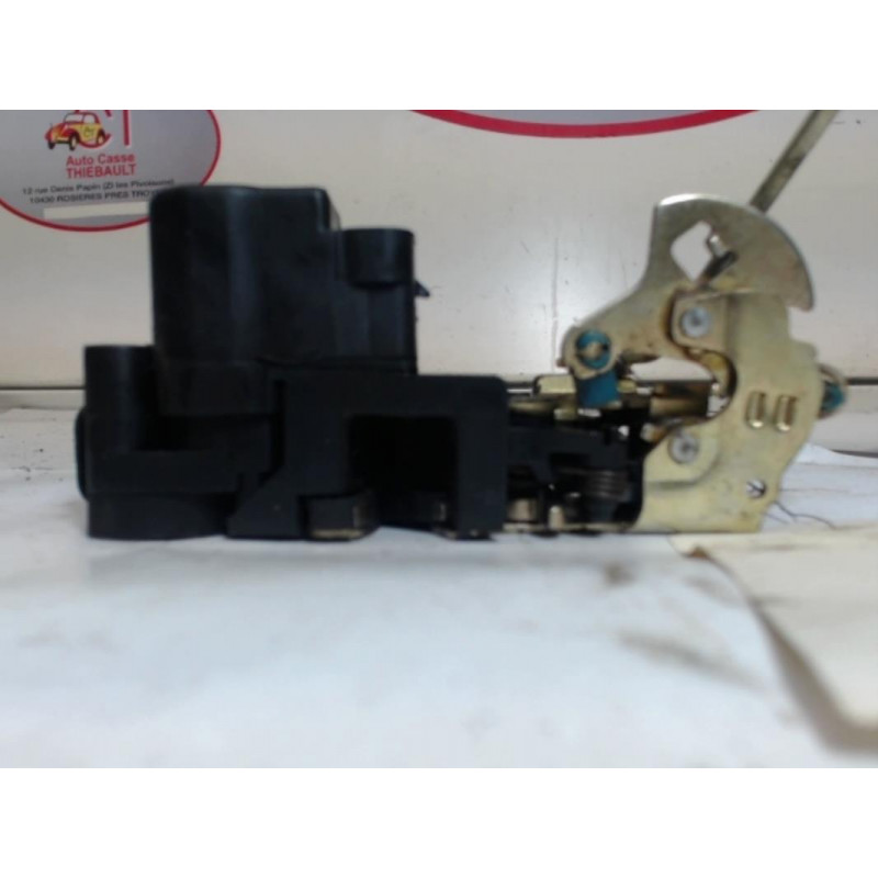 Serrure avant gauche DAEWOO REZZO PHASE 1 d’occasion