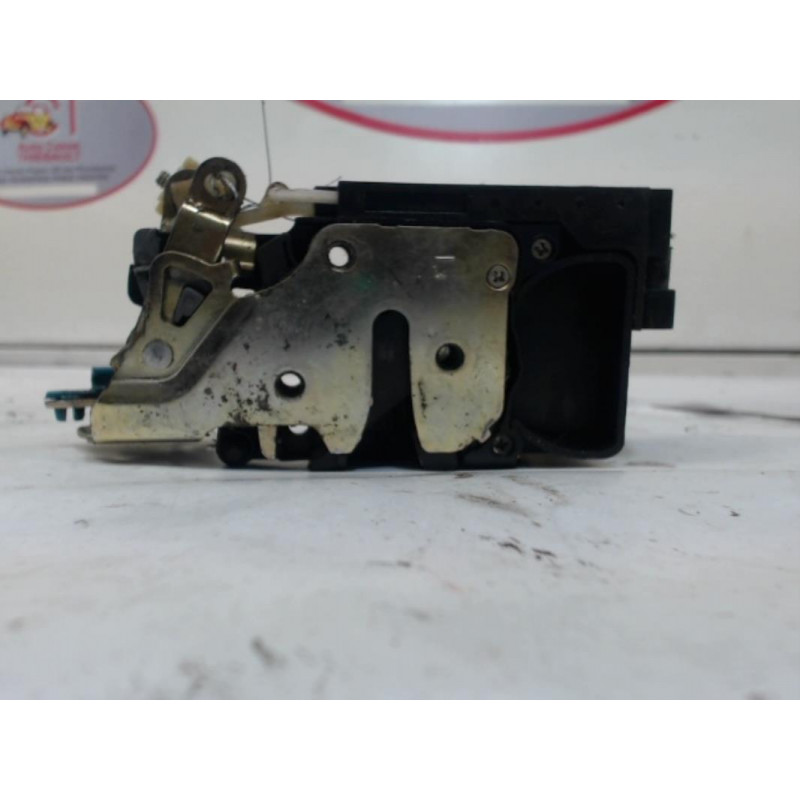 Serrure avant gauche DAEWOO REZZO PHASE 1 d’occasion
