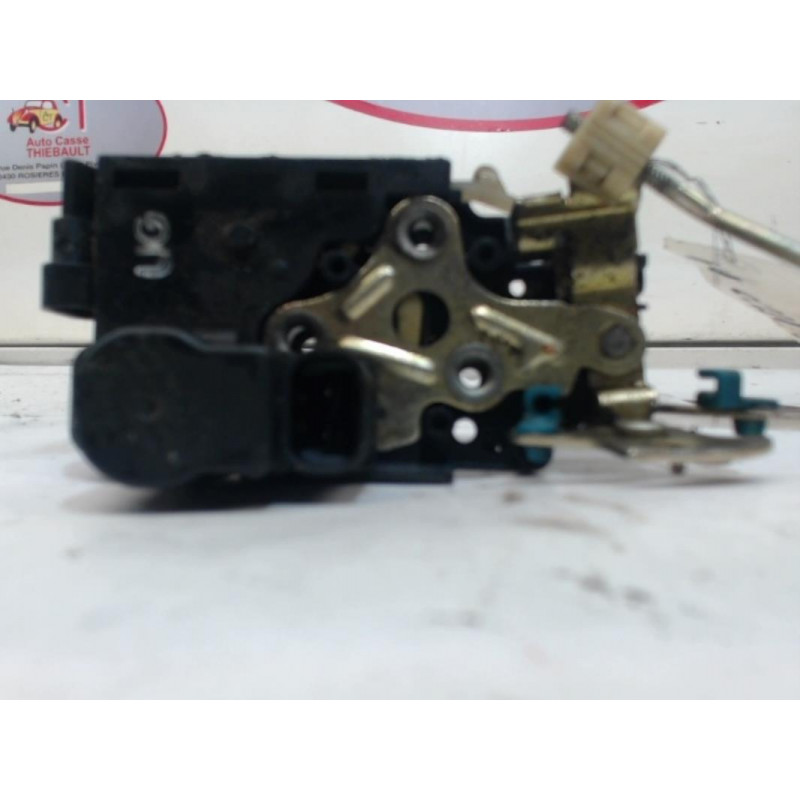 Serrure avant gauche DAEWOO REZZO PHASE 1 d’occasion