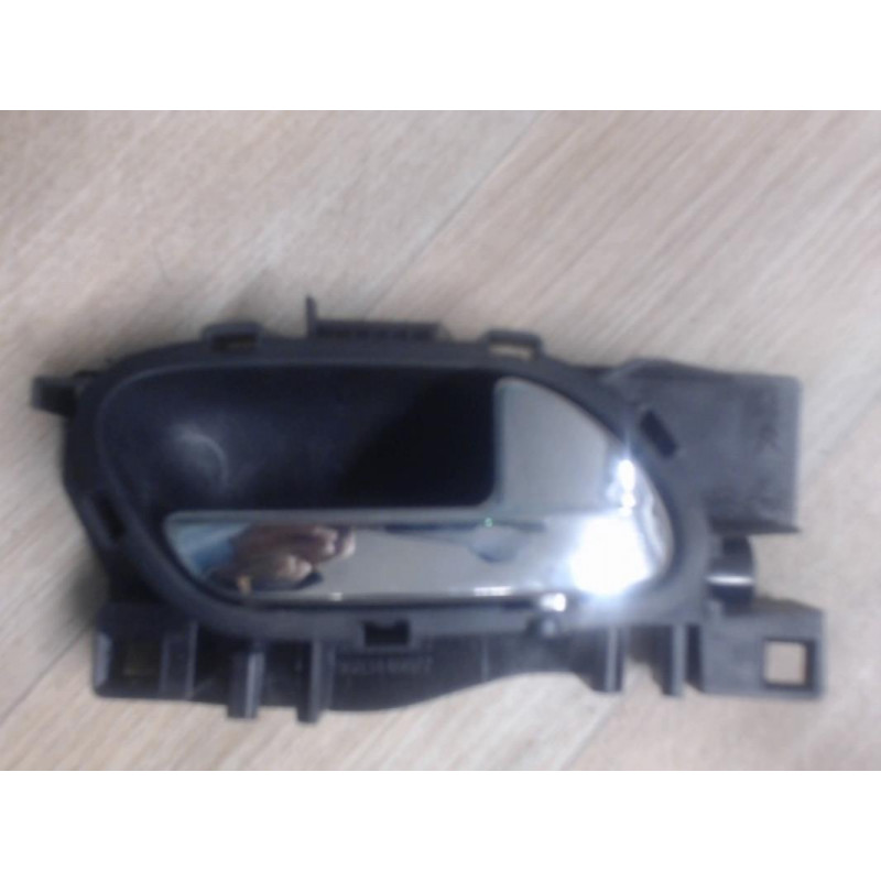 Poignee porte avant droit CITROEN DS3 PHASE 1 d’occasion