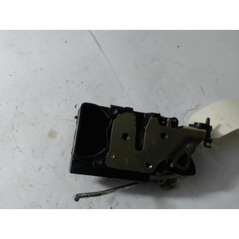 Serrure arriere gauche DAEWOO REZZO PHASE 1 d’occasion