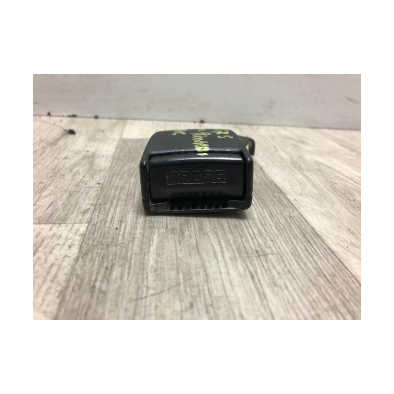 Attache ceinture arriere centrale CITROEN XSARA PICASSO PHASE 2 d’occasion