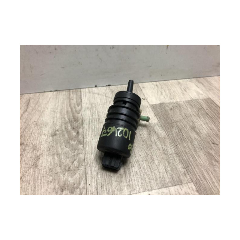 Pompe lave glace avant VOLKSWAGEN POLO 3 PHASE 1 d’occasion