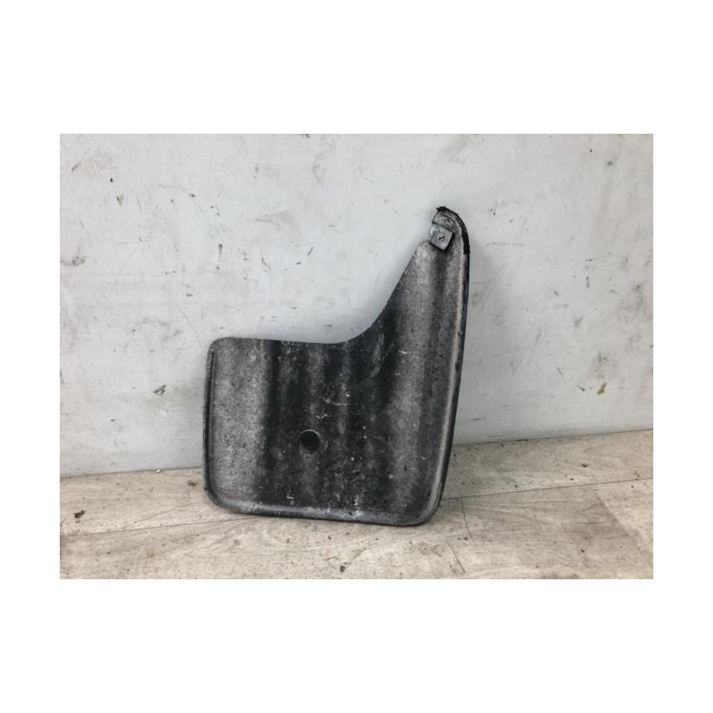 Bavette avant gauche RENAULT CLIO 1 PHASE 3 d’occasion