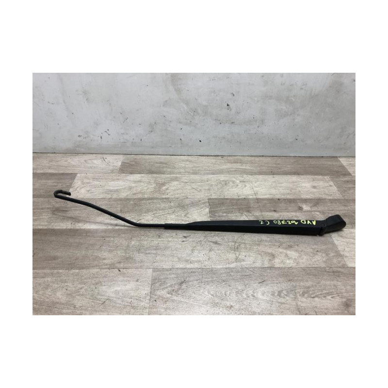 Bras essuie glace avant droit CITROEN C2 PHASE 1 d’occasion