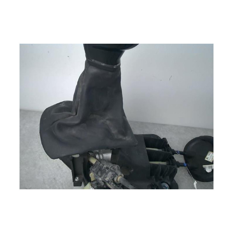 Levier de vitesses PEUGEOT 208 1 PHASE 1 d’occasion