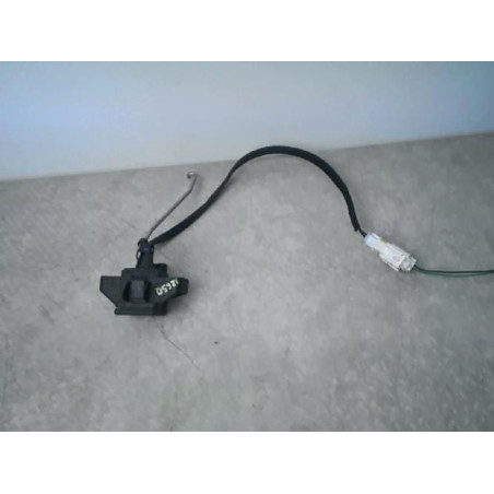 Serrure de hayon RENAULT CLIO 2 PHASE 2 d’occasion