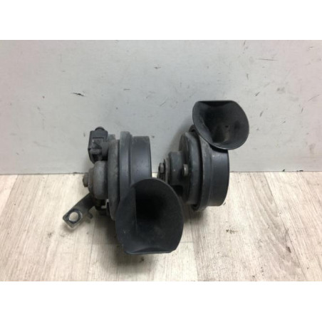 Avertisseur/Klaxon VOLKSWAGEN POLO 4 PHASE 2 d’occasion